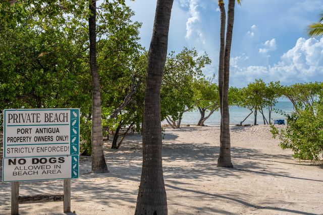 W 88 Plaza Del Lago, Lower Matecumbe, FL 33036