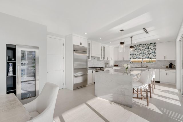 W 88 Plaza Del Lago, Lower Matecumbe, FL 33036