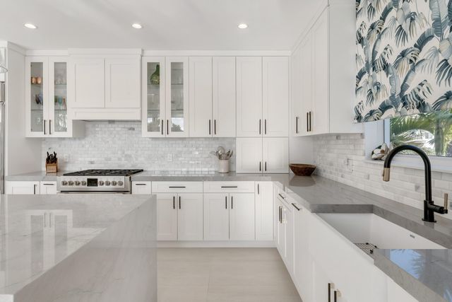 W 88 Plaza Del Lago, Lower Matecumbe, FL 33036