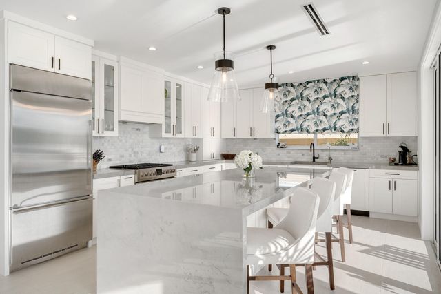 W 88 Plaza Del Lago, Lower Matecumbe, FL 33036