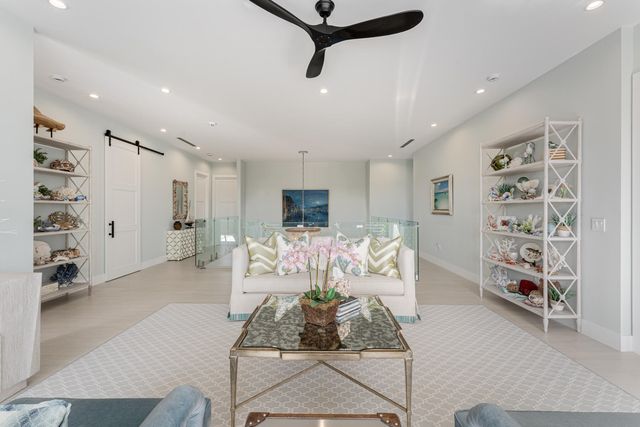 W 88 Plaza Del Lago, Lower Matecumbe, FL 33036