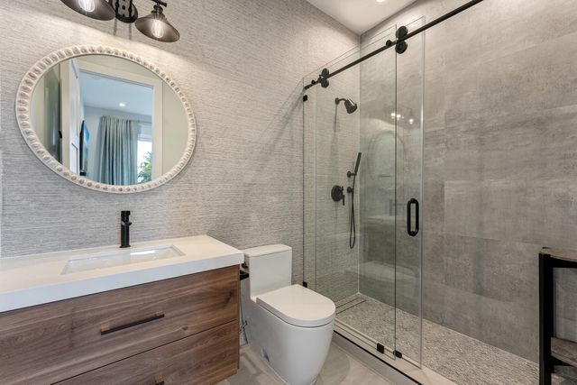 W 88 Plaza Del Lago, Lower Matecumbe, FL 33036