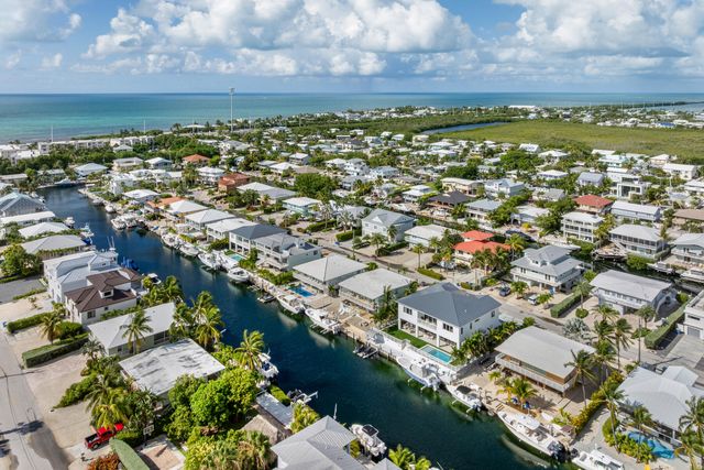 W 88 Plaza Del Lago, Lower Matecumbe, FL 33036