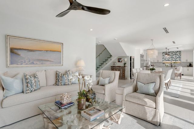 W 88 Plaza Del Lago, Lower Matecumbe, FL 33036