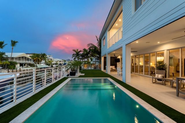 W 88 Plaza Del Lago, Lower Matecumbe, FL 33036