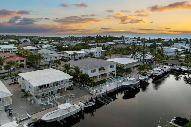 W 88 Plaza Del Lago, Lower Matecumbe, FL 33036