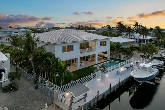 W 88 Plaza Del Lago, Lower Matecumbe, FL 33036