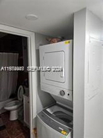 616 NW 67th St D, Miami, FL 33150