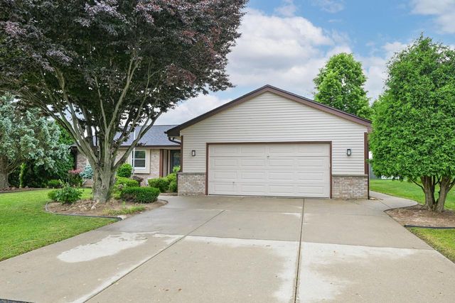 925 E Fitzsimmons ROAD, Oak Creek, WI 53154