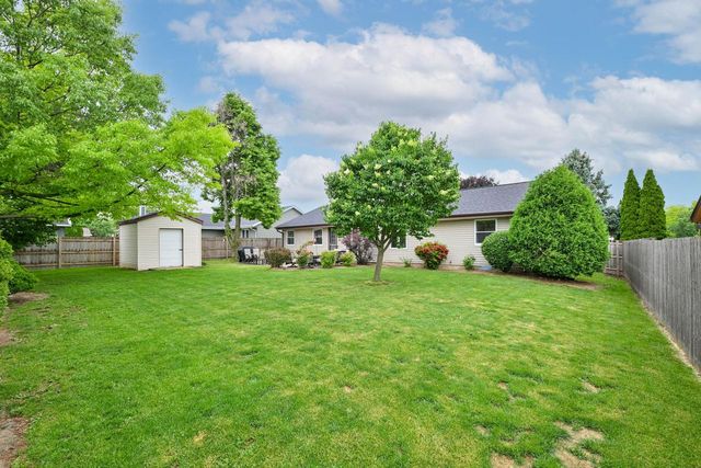 925 E Fitzsimmons ROAD, Oak Creek, WI 53154