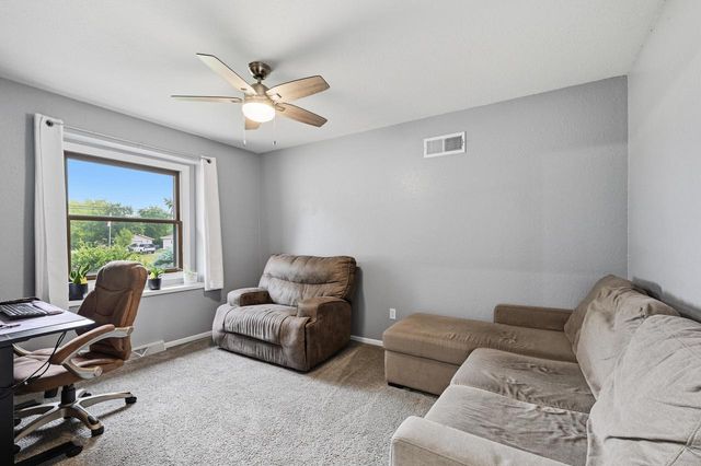 925 E Fitzsimmons ROAD, Oak Creek, WI 53154