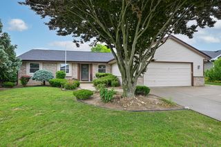 925 E Fitzsimmons ROAD, Oak Creek, WI 53154