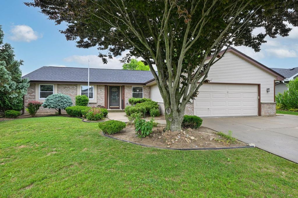 925 E Fitzsimmons ROAD, Oak Creek, WI 53154