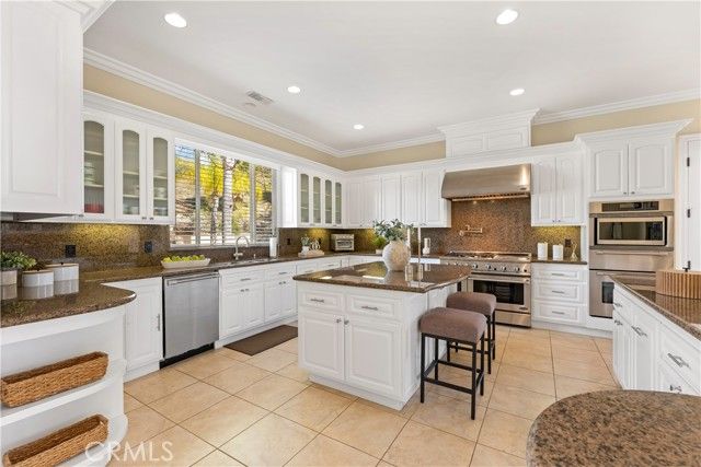 39780 Cushman Cir, Temecula, CA 92592