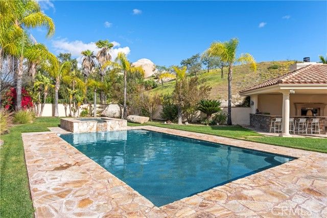 39780 Cushman Cir, Temecula, CA 92592