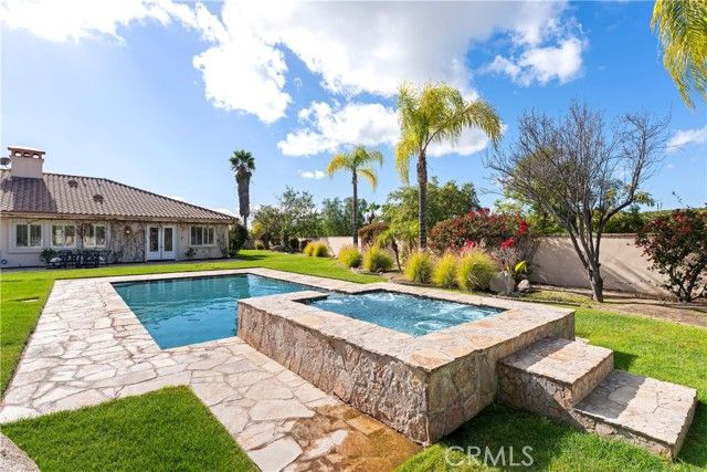 39780 Cushman Cir, Temecula, CA 92592