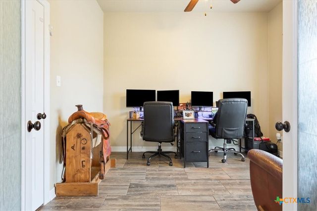 156 Chantry Lane, Gatesville, TX 76528