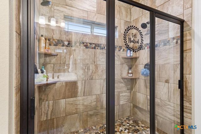 156 Chantry Lane, Gatesville, TX 76528