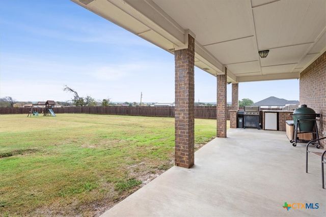 156 Chantry Lane, Gatesville, TX 76528