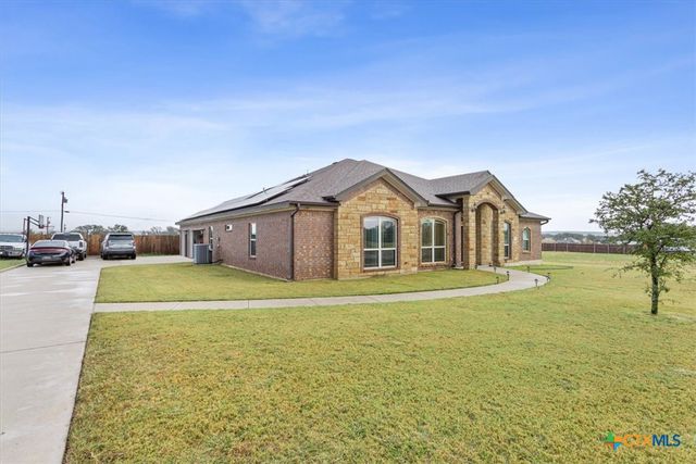 156 Chantry Lane, Gatesville, TX 76528