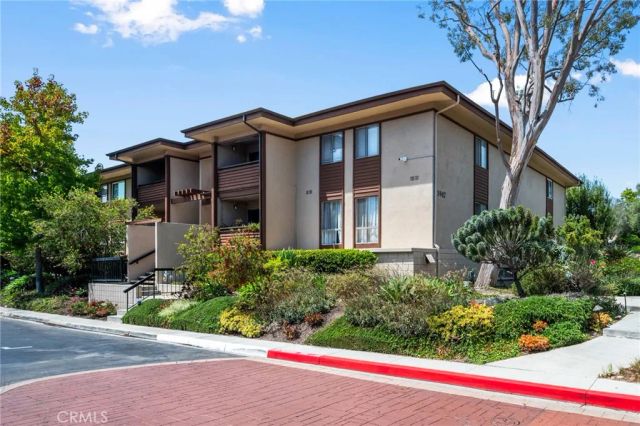 5947 Armaga Spring, Rancho Palos Verdes, CA 90275