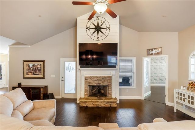 104 Willow Creek Trail, Dallas, GA 30132