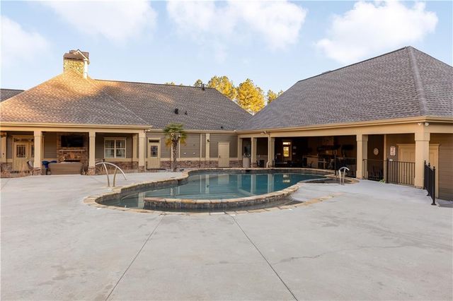 104 Willow Creek Trail, Dallas, GA 30132