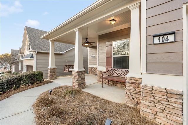 104 Willow Creek Trail, Dallas, GA 30132