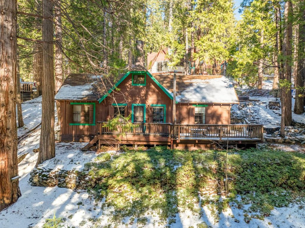 Image 2 of property listing at 42032 Hemlock Lane, Shaver Lake, CA 93664