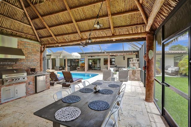 9890 SW 138th St, Miami, FL 33176