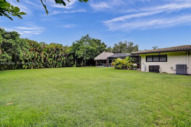 9890 SW 138th St, Miami, FL 33176