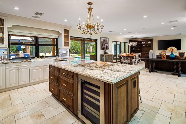 9890 SW 138th St, Miami, FL 33176