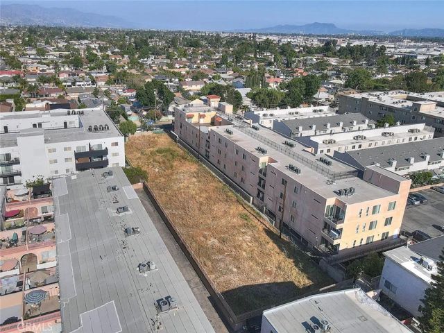 7911 Ventura Canyon, Panorama City, CA 91402
