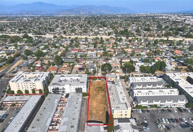 7911 Ventura Canyon, Panorama City, CA 91402