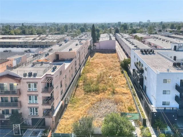 7911 Ventura Canyon, Panorama City, CA 91402