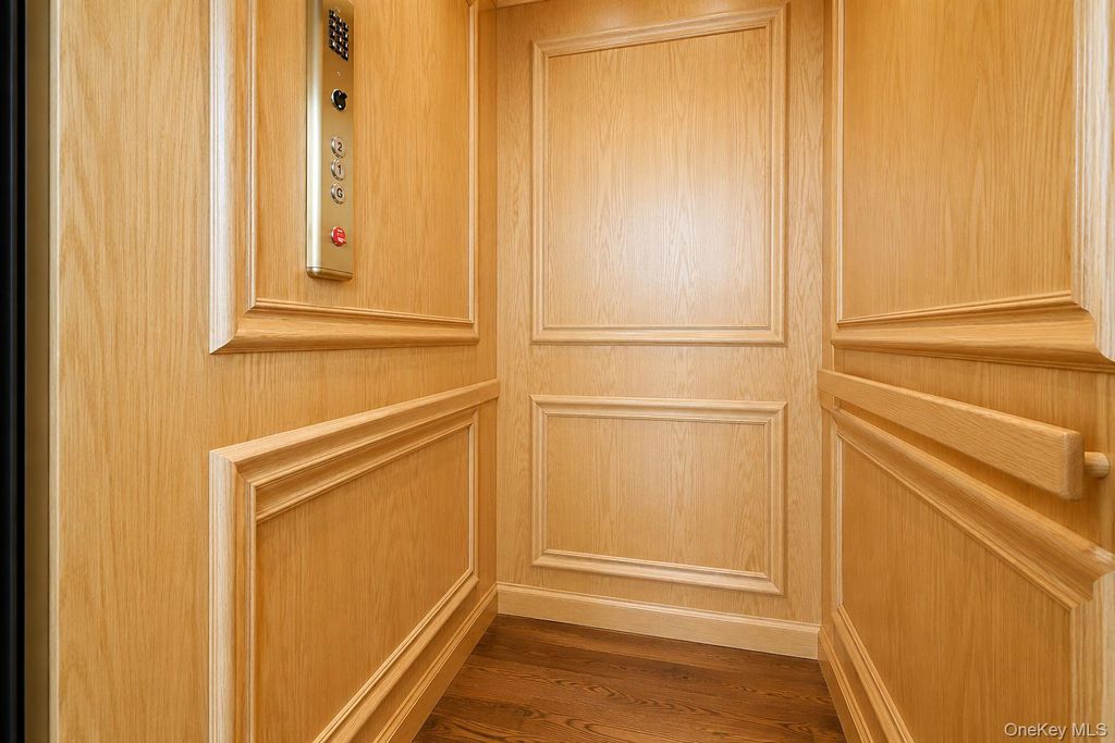 281 Spring Drive, East Meadow, NY 11554 — photo 3