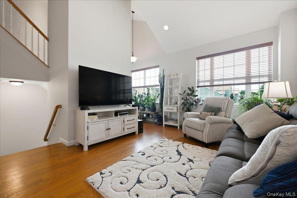 281 Spring Drive, East Meadow, NY 11554 — photo 5