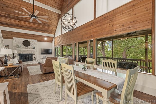 4332 W Roadrunner, Hulbert, OK 74441