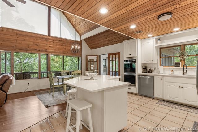 4332 W Roadrunner, Hulbert, OK 74441