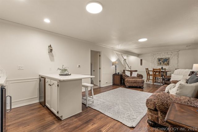 4332 W Roadrunner, Hulbert, OK 74441