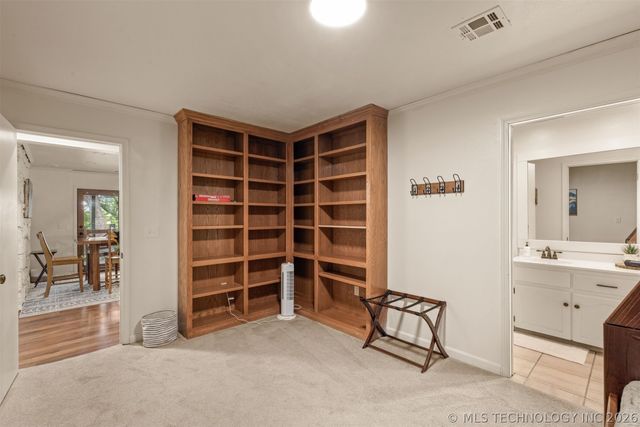 4332 W Roadrunner, Hulbert, OK 74441