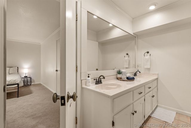 4332 W Roadrunner, Hulbert, OK 74441