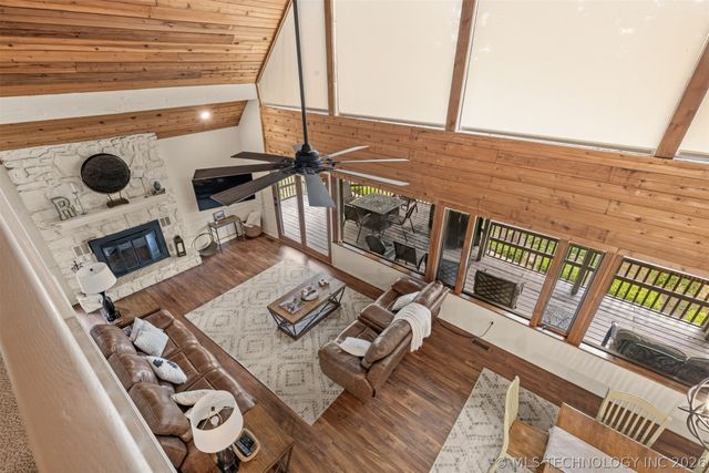 4332 W Roadrunner, Hulbert, OK 74441