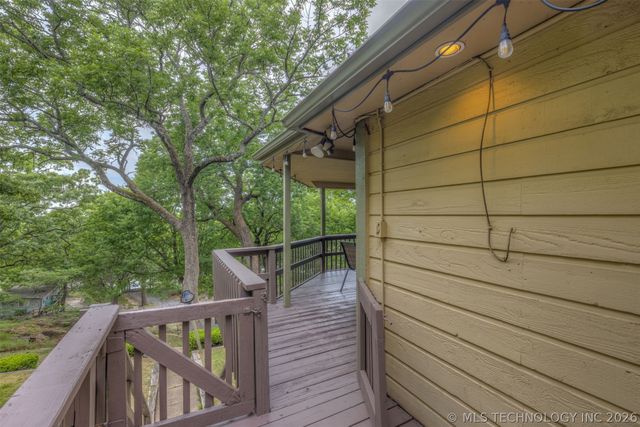4332 W Roadrunner, Hulbert, OK 74441