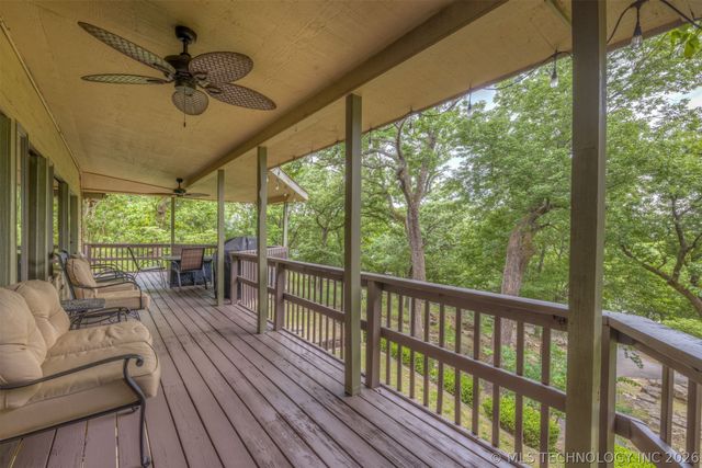 4332 W Roadrunner, Hulbert, OK 74441