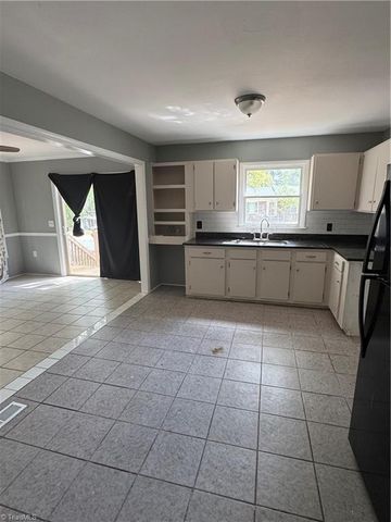 3875 Shamel Street, Winston-salem, NC 27105