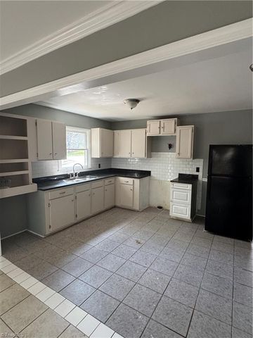 3875 Shamel Street, Winston-salem, NC 27105