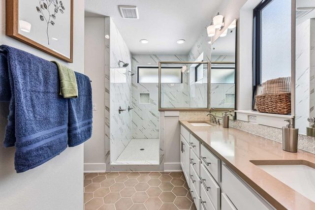 9025 Cattle Baron PATH, Austin, TX 78747