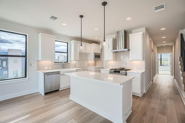 9025 Cattle Baron PATH, Austin, TX 78747