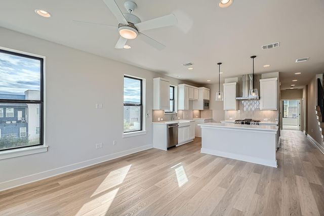 9025 Cattle Baron PATH, Austin, TX 78747